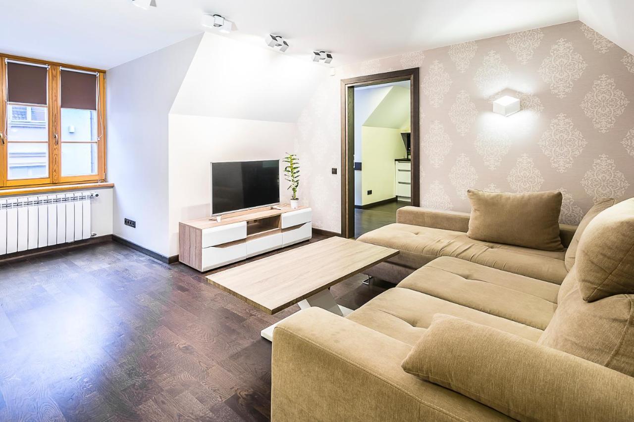Winwinstay Apartments In Heart Of Old Town Рига Экстерьер фото